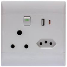 SOCKET 4X4 CBI USB + SA